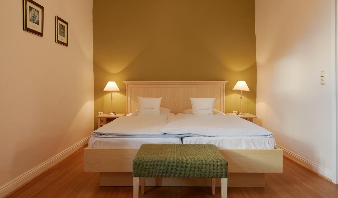 Pension Martinerhof Wintrich Bagian luar foto